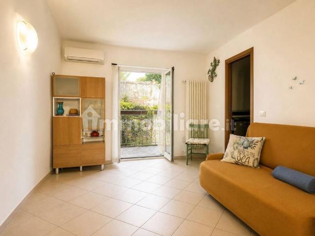 Appartamento in affitto a Borgo Castello, Loano