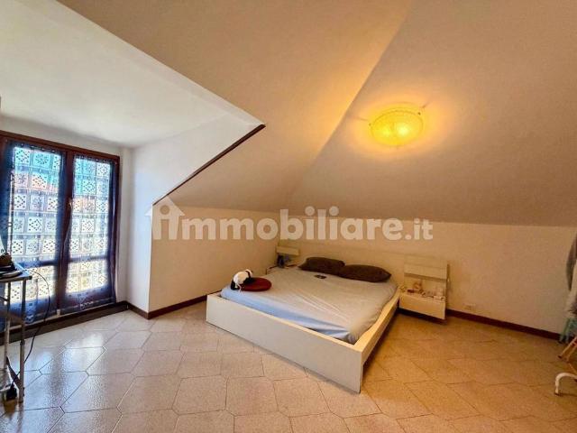 Appartamento in affitto a Giardini Tor di Mezzavia, Roma