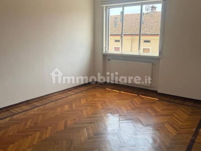 Appartamento in affitto a Vecchia Dogana, Cremona