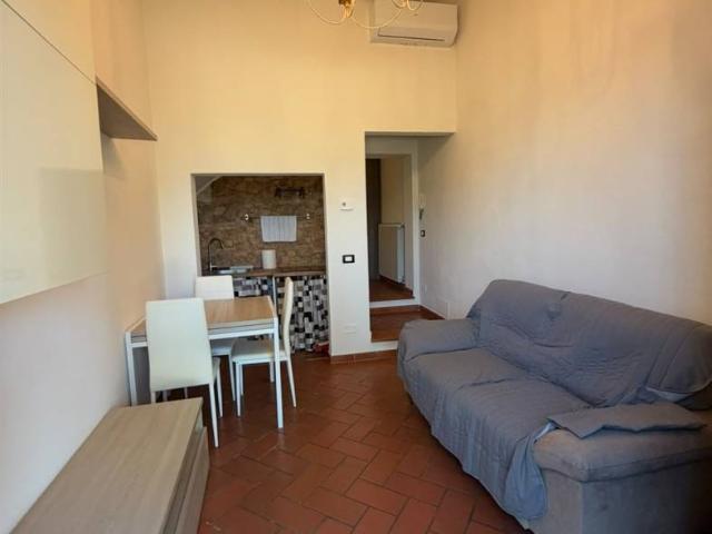 Appartamento in affitto a Signa, Firenze