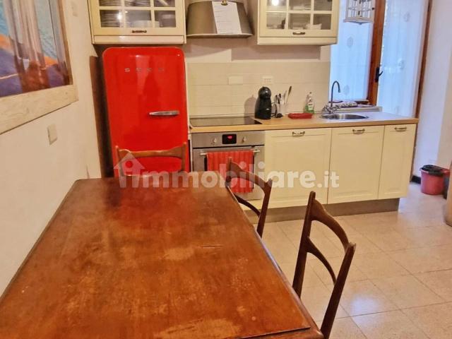 Appartamento in affitto a Sampierdicanne, Chiavari