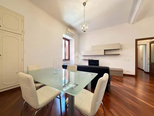 Appartamento in affitto a Municipio Roma I, Roma Capitale