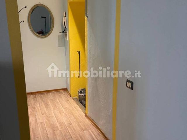 Appartamento in affitto a Arona, Novara