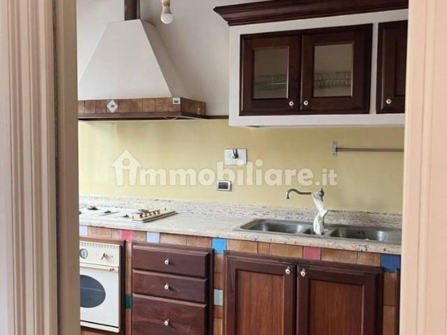 Appartamento in affitto a Morena, Roma