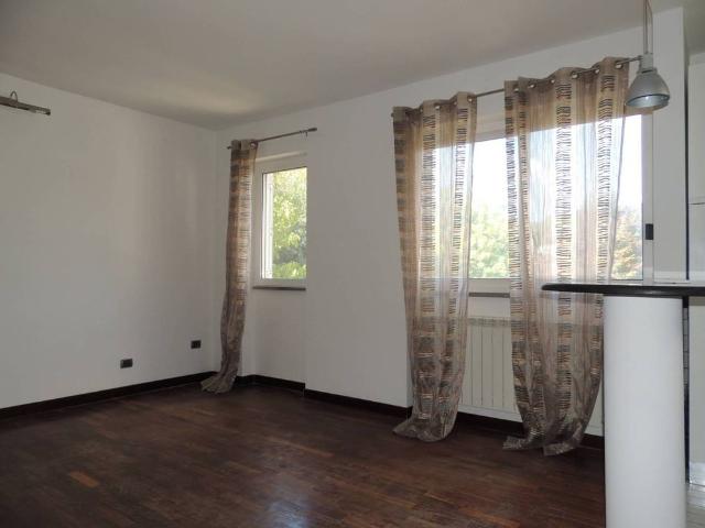 Appartamento in affitto a Casal Palocco, Roma