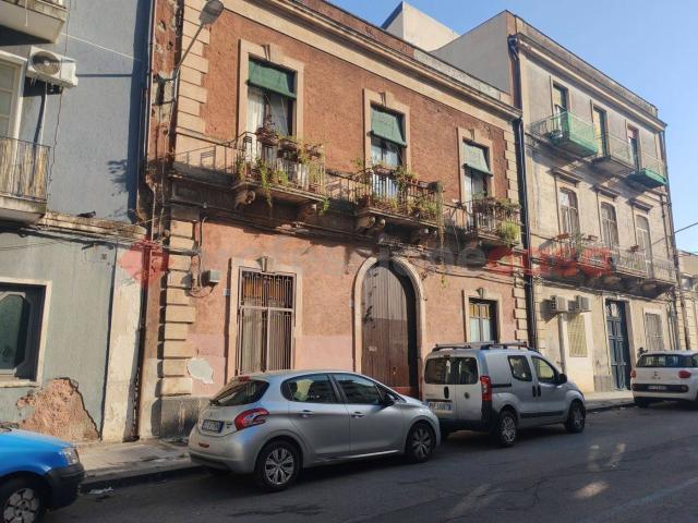 Appartamento in affitto a Centro storico, Catania