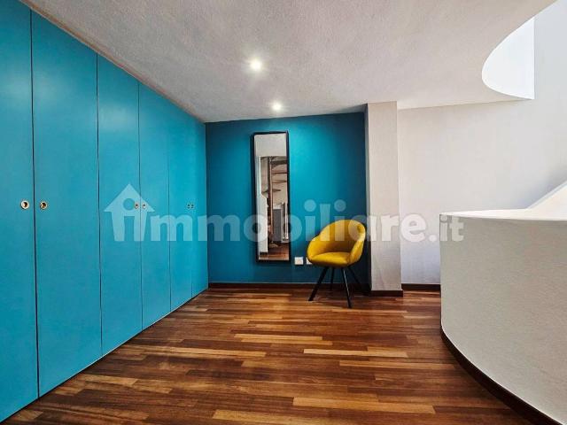 Appartamento in affitto a Solaro, Lombardia