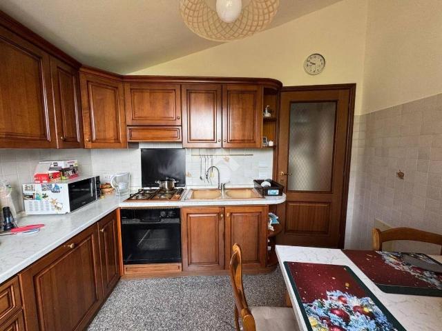 Appartamento in affitto a Solto Collina, Lombardia