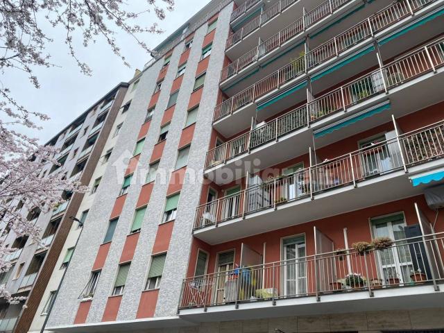 Appartamento in affitto a Municipio 2, Milano
