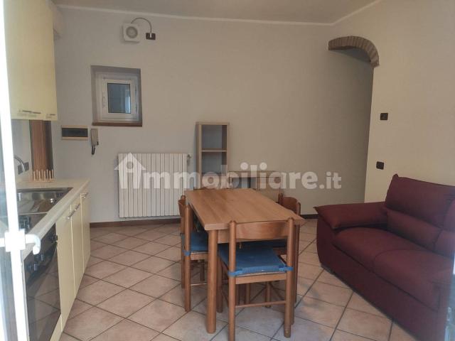 Appartamento in affitto a Zona Castello, Cremona