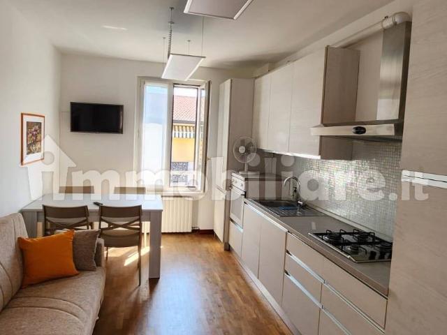Appartamento in affitto a San Lorenzo, Castelnuovo Del Garda