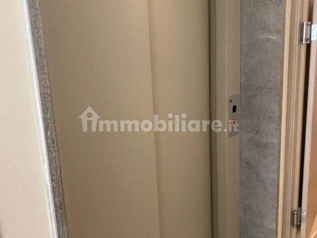 Appartamento in affitto a Biumo Superiore, Varese