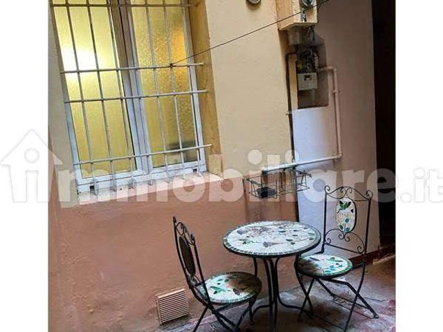Appartamento in affitto a Santo Stefano, Bologna