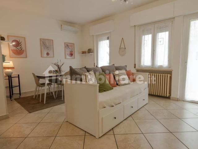 Appartamento in affitto a Peschiera del Garda, Verona