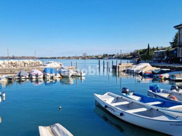 Appartamento in affitto a Rivoltella del Garda, Desenzano Del Garda
