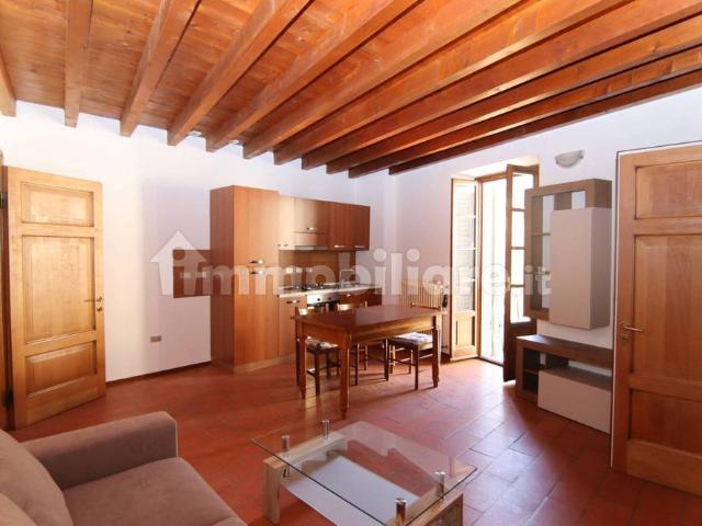 Appartamento in affitto a Sant'Agostino, Como