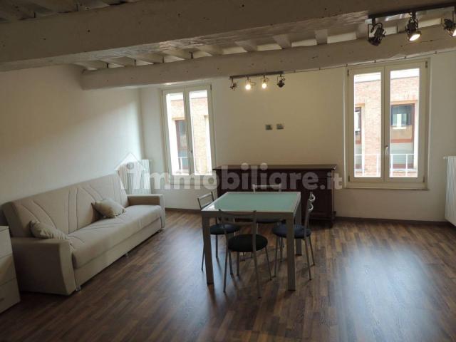 Appartamento in affitto a Centro Storico, Modena