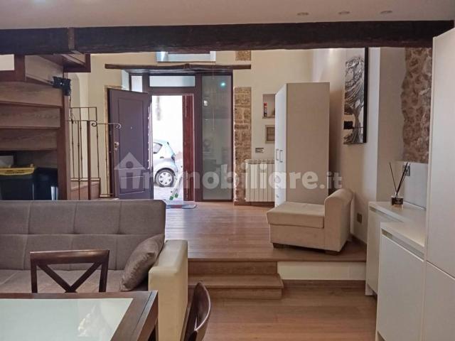 Appartamento in affitto a Centro Est, Serra Riccò