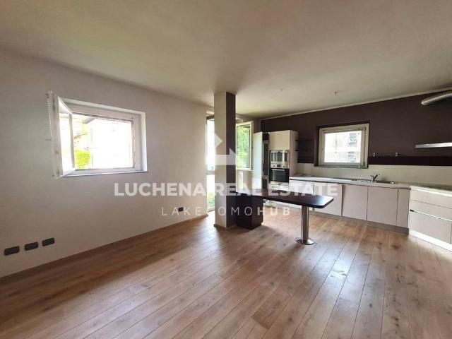 Appartamento in affitto a Sagnino, Como
