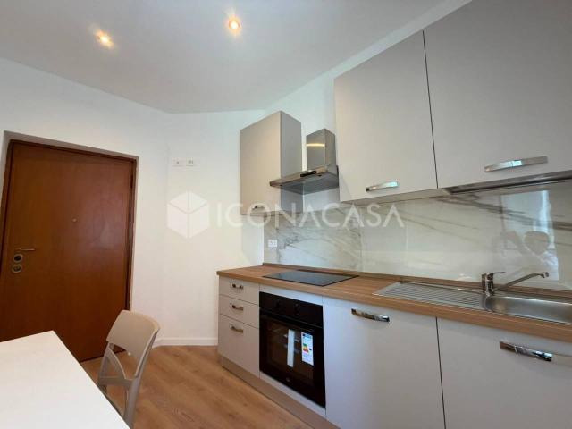 Appartamento in affitto a Rozzano, Lombardia