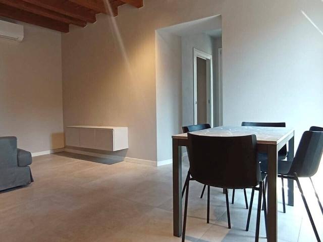 Appartamento in affitto a Zona Est, Brescia