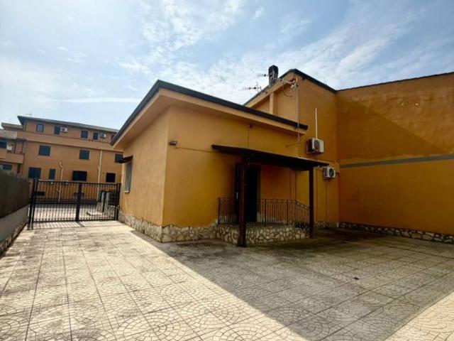 Appartamento in affitto a Grotta dell'Olmo, Giugliano In Campania