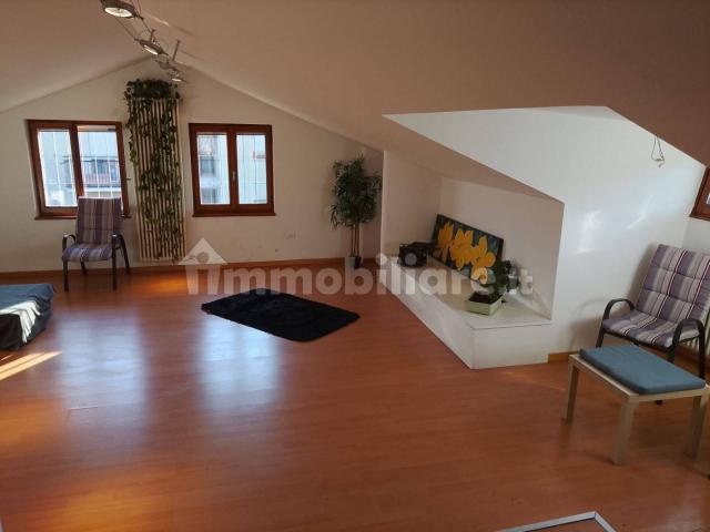 Appartamento in affitto a Ranica, Bergamo