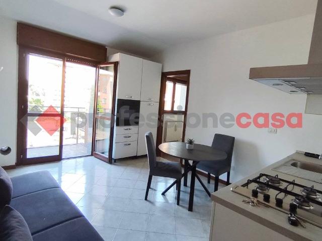 Appartamento in affitto a Como, Lombardia