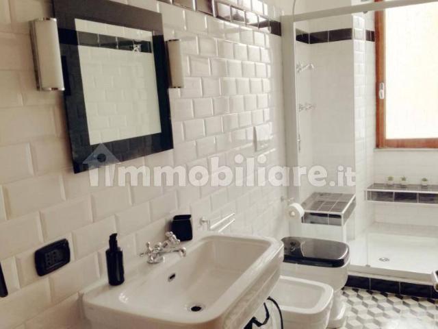 Appartamento in affitto a Follo, Liguria