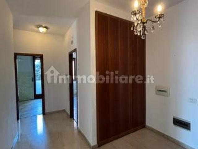 Appartamento in affitto a Municipio 9, Milano