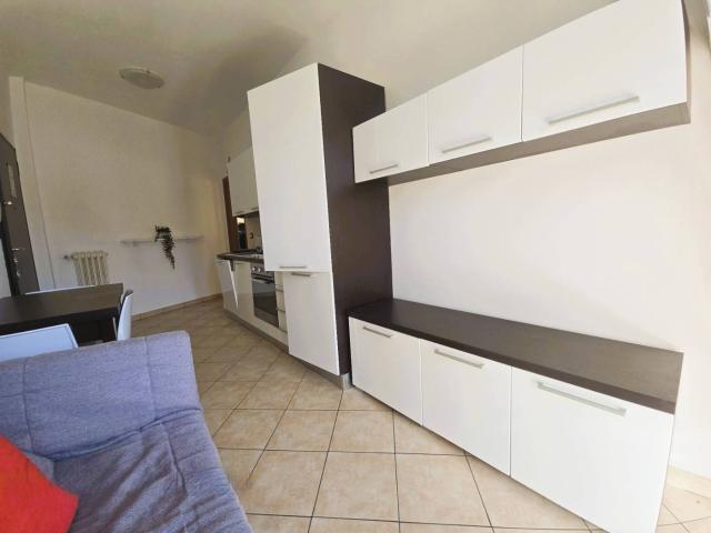 Appartamento in affitto a Binasco, Milano