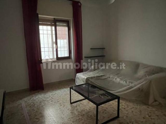 Appartamento in affitto a Goretti, Latina