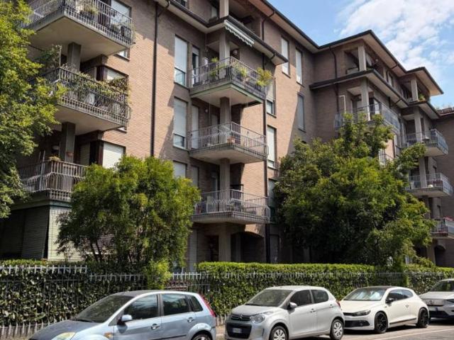 Appartamento in affitto a Cava Manara, Lombardia