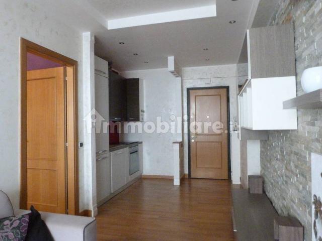 Appartamento in affitto a Fonte Laurentina, Roma