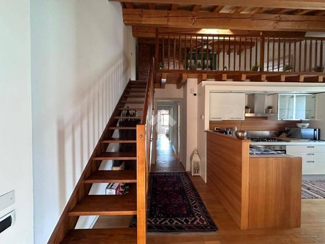 Appartamento in affitto a Fonte, Asolo