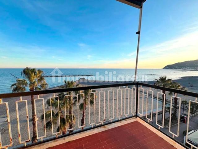 Appartamento in affitto a San Bartolomeo Al Mare, Liguria