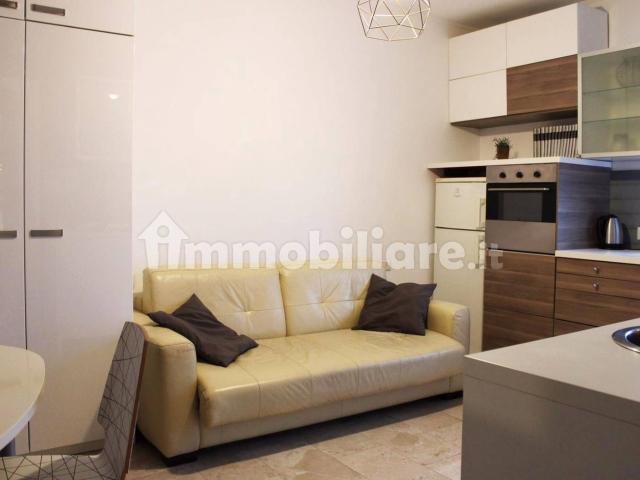 Appartamento in affitto a Vanzago, Lombardia