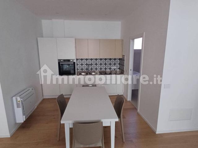 Appartamento in affitto a Oltresempione, Legnano