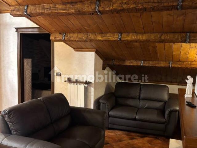 Appartamento in affitto a Tradate, Lombardia