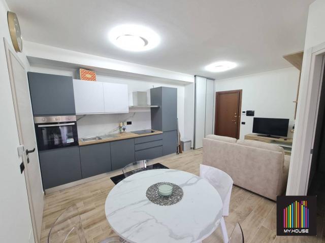 Appartamento in affitto a Tradate, Lombardia