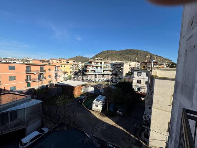 Appartamento in affitto a Pozzuoli, Campania