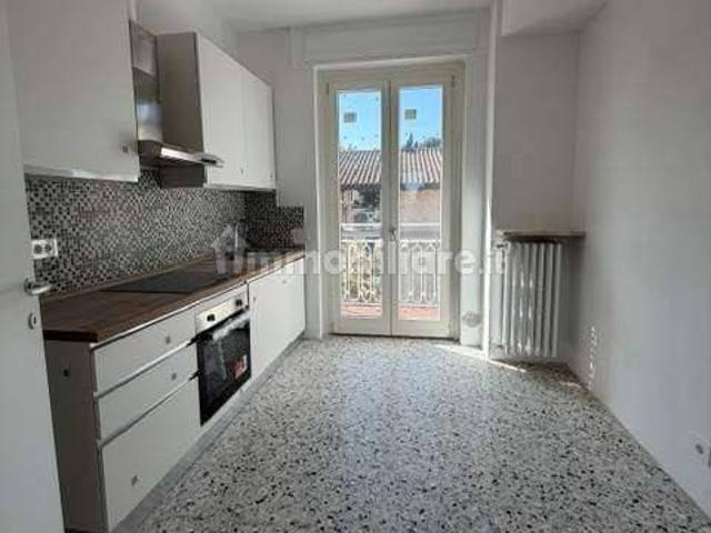 Appartamento in affitto a Biumo Superiore, Varese