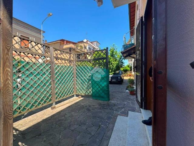 Appartamento in affitto a Giuliano Di Roma, Lazio