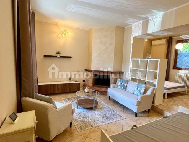 Appartamento in affitto a Corte Franca, Lombardia