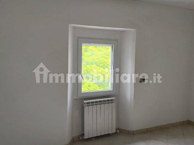 Appartamento in affitto a Grottolella, Campania