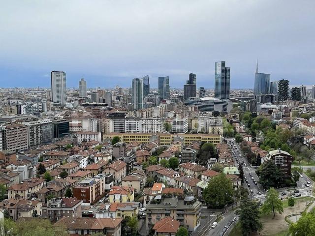 Appartamento in affitto a Municipio 2, Milano