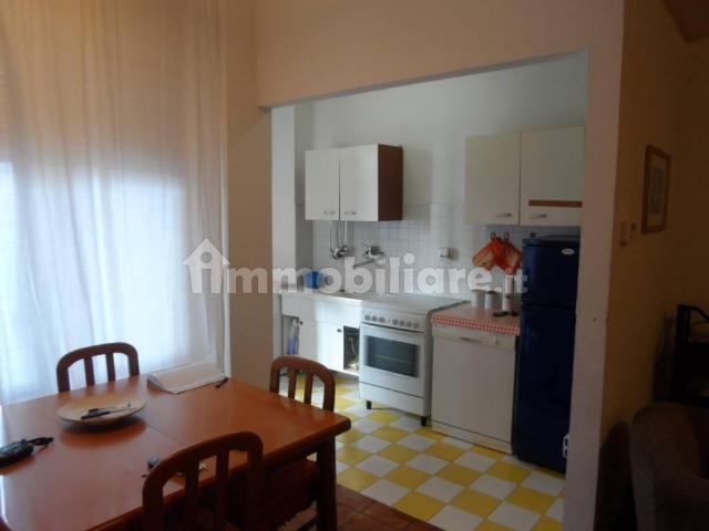 Appartamento in affitto a Ragnola, Marche