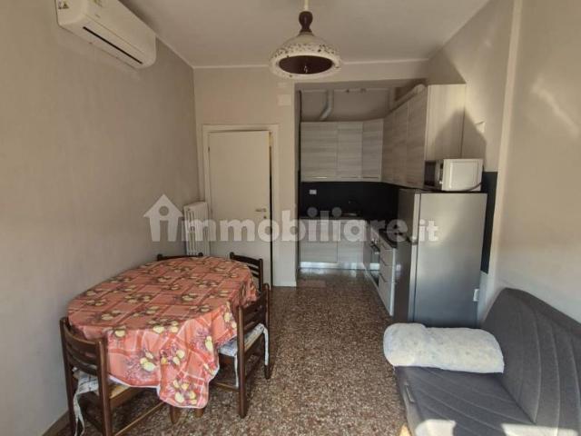 Appartamento in affitto a Municipio 9, Milano