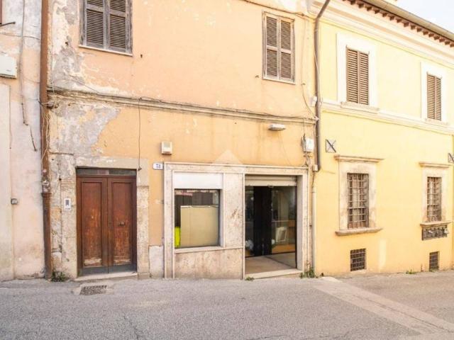 Appartamento in affitto a Regina Pacis, Rieti