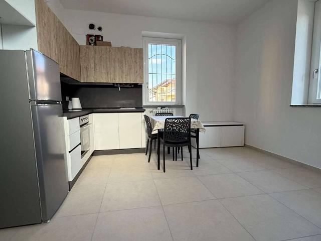 Appartamento in affitto a Cantù, Como